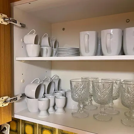 Vintage Apartment By Apartments Capricorn