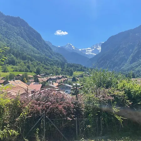 Vintage Apartment By Apartments Capricorn